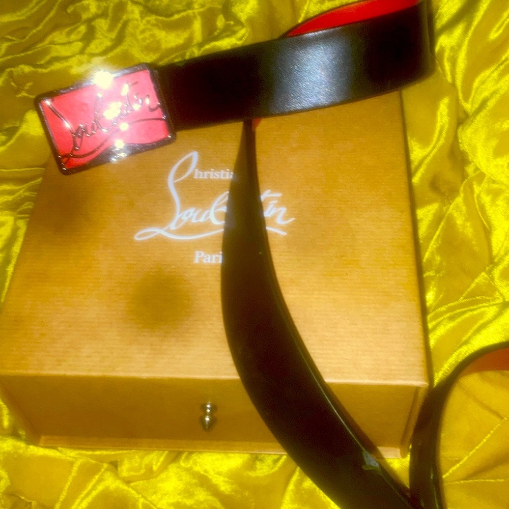 For sale Christian Louboutin Ricky calf Belt .